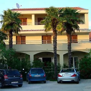 Appartement & Ana Sukošan